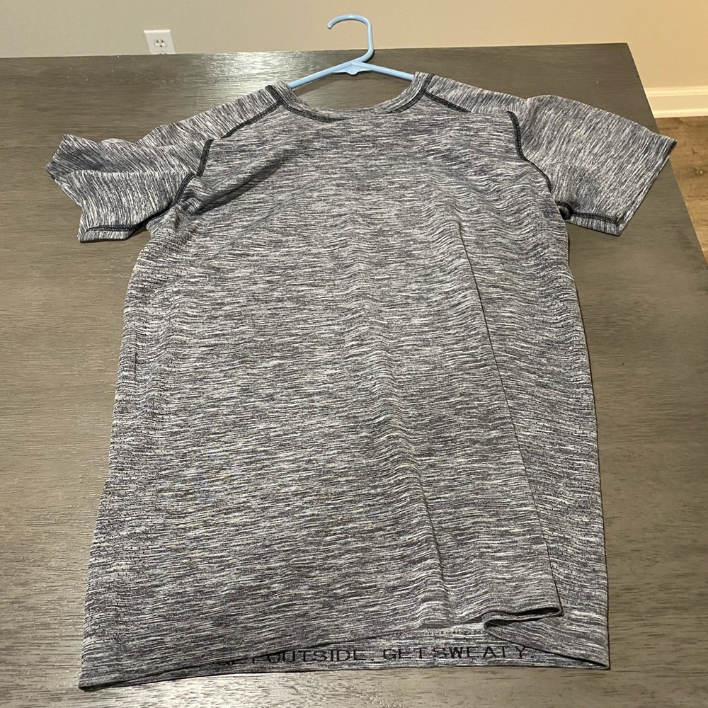 Lululemon shirt